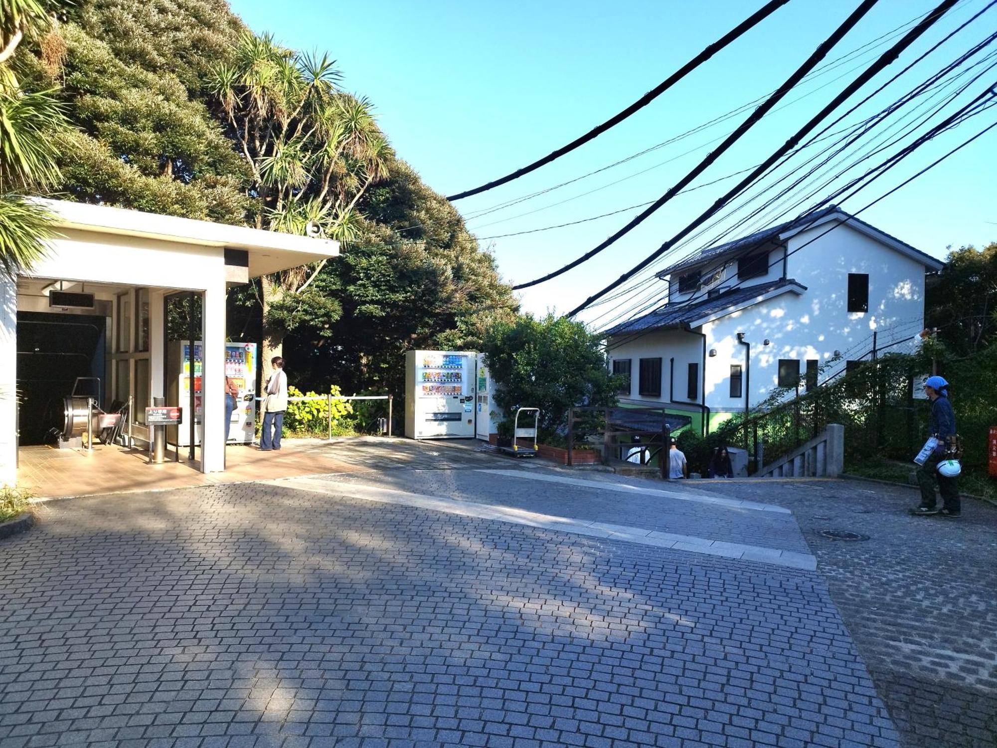 江の島の頂上から海を眺める一棟ヴィラ 一組限定貸切 The Enoshima Villa Ao فوجيساوا المظهر الخارجي الصورة